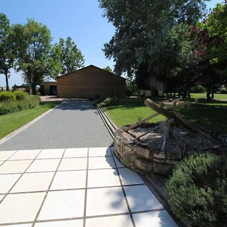 Gite Les Doucesheures- 110M²--3 Chambres-6 Pers Betz-le-Chateau Exterior photo